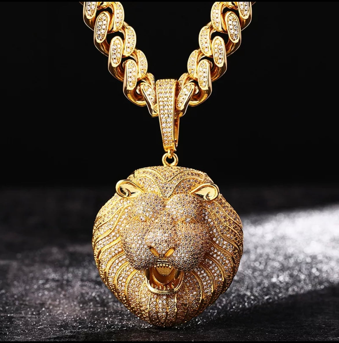 large lion head pendant